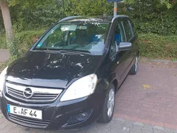 Schwarz Gebraucht 2009 Opel Zafira Edition Van / Kleinbus | 1.200 € (Guter Preis)