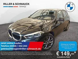 Black sapphire Gebraucht 2023 BMW 120 Advantage Kleinwagen | 26.450 € (Guter Preis)