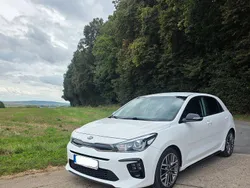Weiß Gebraucht 2019 Kia Rio GT-Line Limousine | 12.300 € (Guter Preis)