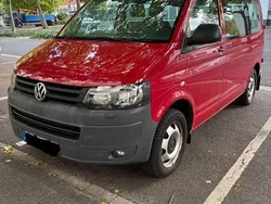 Rot Gebraucht 2010 VW T5 Van | 9.990 €