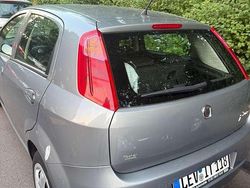 Grau Gebraucht 2008 Fiat Grande Punto Active Kleinwagen | 2.450 € (Fairer Preis)