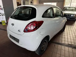 Weiß Gebraucht 2013 Ford Ka Trend Kleinwagen | 2.499 € (Guter Preis)