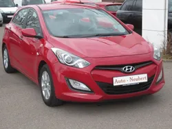 Rot Gebraucht 2014 Hyundai i30 Classic Limousine | 8.650 € (Fairer Preis)