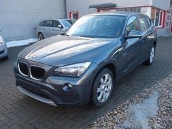 Grau Gebraucht 2013 BMW X1 Sport Line SUV | 12.989 € (Fairer Preis)