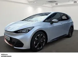 Silber Neu 2025 Cupra Born Kleinwagen | 48.070 €