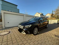 Schwarz Gebraucht 2018 Mercedes GLA180 Edition SUV | 17.200 € (Fairer Preis)