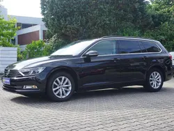 Schwarz Gebraucht 2018 VW Passat Comfortline Kombi | 14.299 € (Fairer Preis)