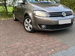 Beige Gebraucht 2009 VW Golf Plus Comfortline Van / Kleinbus | 4.900 € (Fairer Preis)