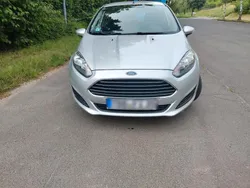 Silber Gebraucht 2014 Ford Fiesta Kleinwagen | 5.400 € (Fairer Preis)