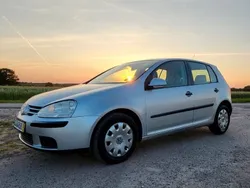 Silber Gebraucht 2005 VW Golf IV Comfortline Limousine | 1.950 € (Fairer Preis)
