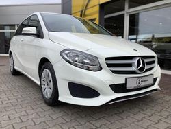 Calcitweiss Gebraucht 2017 Mercedes B180 Van / Kleinbus | 13.990 € (Fairer Preis)