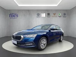 Blau Gebraucht 2022 Skoda Octavia Style Kombi | 25.990 € (Fairer Preis)