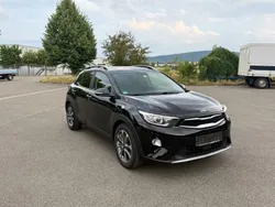 Aurora black Gebraucht 2018 Kia Stonic Platinum Edition SUV | 11.700 € (Fairer Preis)