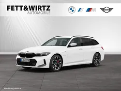 Alpinweiss Gebraucht 2024 BMW 330e M Sport Kombi | 46.900 € (Fairer Preis)