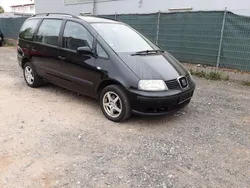 Schwarz Gebraucht 2003 Seat Alhambra Reference Van / Kleinbus | 699 € (Superpreis)