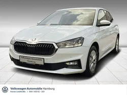 Moonweiß perleffekt/moonweis Gebraucht 2022 Skoda Fabia Style Limousine | 17.950 € (Fairer Preis)