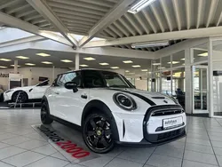 Gebraucht 2023 Mini Cooper S Kleinwagen | 22.950 € (Teuer)