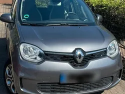 Grau Gebraucht 2021 Renault Twingo Kleinwagen | 13.000 € (Fairer Preis)