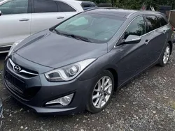 Grau Gebraucht 2011 Hyundai i40 Premium Kombi | 6.950 € (Fairer Preis)