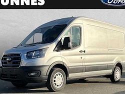 Silber Gebraucht 2022 Ford E-Transit Trend Van | 44.915 €