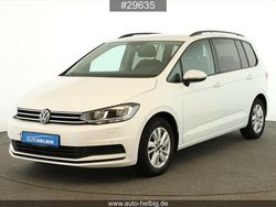 Weiß Gebraucht 2022 VW Touran Comfortline Van / Kleinbus | 20.990 € (Superpreis)