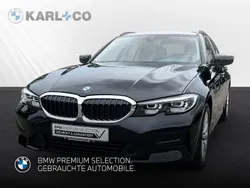 Schwarz Gebraucht 2022 BMW 320 Advantage Kombi | 26.498 € (Guter Preis)