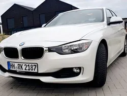 Weiß Gebraucht 2014 BMW 316 Limousine | 11.900 € (Fairer Preis)