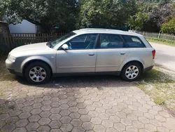 Gold Gebraucht 2002 Audi A4 Kombi | 1.700 € (Guter Preis)