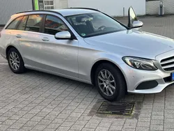 Grau Gebraucht 2015 Mercedes C200 Kombi | 14.500 €