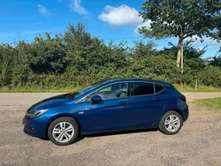 Blau Gebraucht 2020 Opel Astra Limousine | 10.699 €