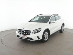 Weiß Gebraucht 2019 Mercedes GLA180 Style SUV | 20.100 € (Fairer Preis)