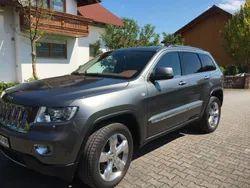 Grau Gebraucht 2012 Jeep Grand Cherokee Overland SUV | 11.900 € (Etwas zu teuer)