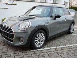 Grau Gebraucht 2017 Mini Cooper Kleinwagen | 15.950 € (Fairer Preis)