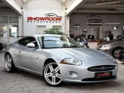 Liquid silver Gebraucht 2006 Jaguar XK Coupé | 22.990 € (Teuer)