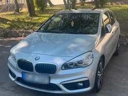Silber Gebraucht 2015 BMW 220 Active Tourer Van / Kleinbus | 12.998 € (Fairer Preis)
