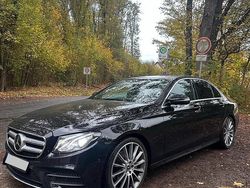 Schwarz Gebraucht 2018 Mercedes E200 AMG line Limousine | 28.500 € (Etwas zu teuer)