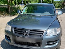 Grau Gebraucht 2008 VW Touareg SUV | 8.950 € (Etwas zu teuer)