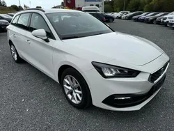 Weiß Gebraucht 2021 Seat Leon ST Style Kombi | 17.297 € (Fairer Preis)
