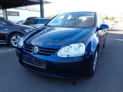 Blau Gebraucht 2004 VW Golf V Comfortline Kleinwagen | 2.999 € (Fairer Preis)
