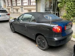 Schwarz Gebraucht 2001 Renault Mégane Cabriolet Cabrio | 800 €