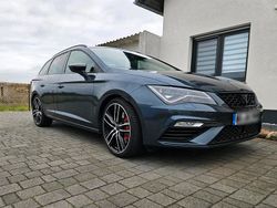 Grau Gebraucht 2019 Seat Leon ST 4Drive Kombi | 19.800 € (Fairer Preis)