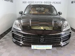 Schwarz uni Gebraucht 2020 Porsche Cayenne SUV | 54.500 €