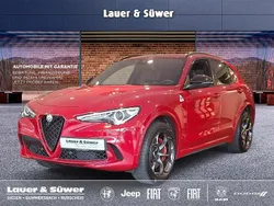 Rot Gebraucht 2022 Alfa Romeo Stelvio Quadrifoglio SUV | 57.900 € (Fairer Preis)