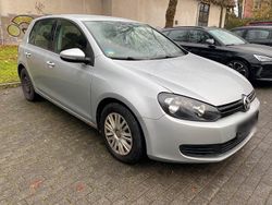Silber Gebraucht 2009 VW Golf VI Limousine | 2.700 € (Guter Preis)