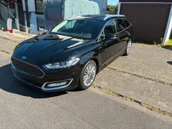 Schwarz Gebraucht 2016 Ford Mondeo Vignale Kombi | 13.695 € (Teuer)