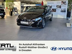 Schwarz (phantom black) Neu 2024 Hyundai i20 Trend Kleinwagen | 19.980 € (Guter Preis)