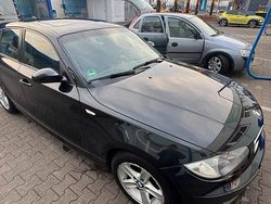 Schwarz Gebraucht 2008 BMW 116 Kleinwagen | 2.900 €