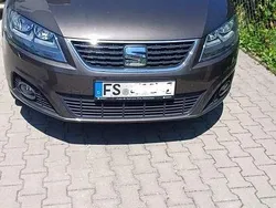 Beige Gebraucht 2019 Seat Alhambra Ecomotive Van / Kleinbus | 19.990 € (Superpreis)