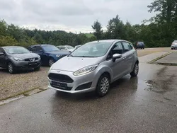 Silber Gebraucht 2018 Ford Fiesta Kleinwagen | 4.900 €