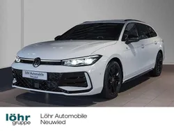 Weiß Neu 2025 VW Passat R-line Limousine | 50.500 € (Guter Preis)